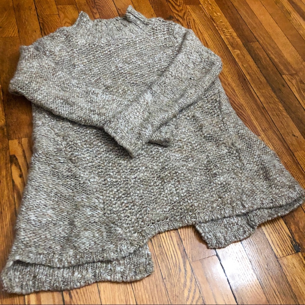 Zara | Long knit sweater with slit in back - Picture 2 of 8